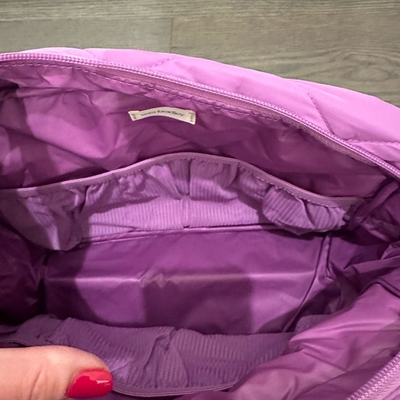 Vera Bradley Ultralight XL NWT - Picture 3 of 5